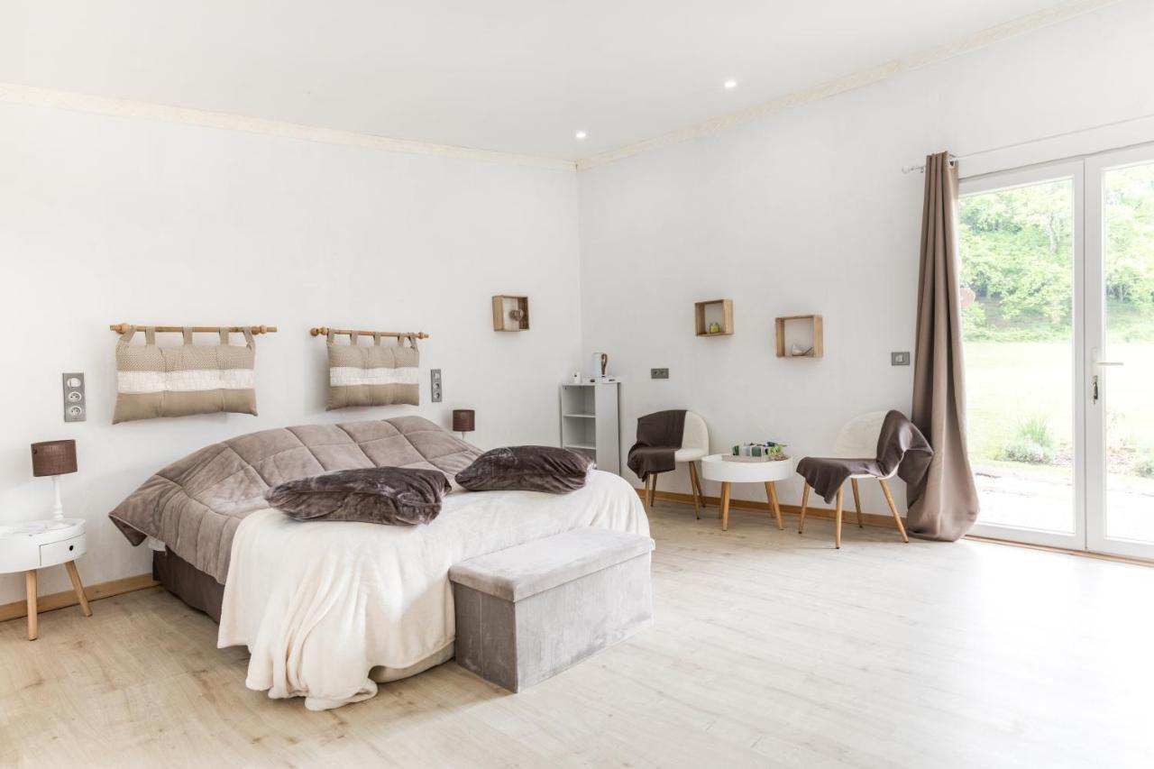 Domaine Mon Doux Reve Bed & Breakfast Terrasson-Lavilledieu Exterior photo